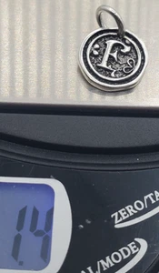 Colgante/dije poético con monograma inicial letra "F" de plata de ley .925 0,5" 1,4 g - Imagen 1 de 3