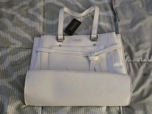 Borsa a mano Guess bianca A2 - Foto 1 di 4