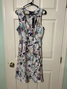 Neu mit Etikett Apt.9 Damengröße XL Blumenmuster ärmelloses Kleid Rüschen Aquarell Gänseblümchen neu mit Etikett - Bild 1 von 5