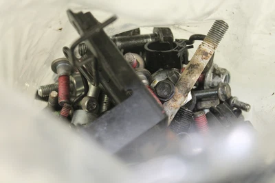 Parafusos de motor 2009 Kawasaki Vn 900d parafusos hardware - Imagem 1 de 4