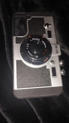 Emily In Paris Case Samsung Galaxy S22 - Image 1 of 2