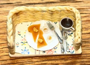 Rare DollHouse Breakfast Wicker Tray Eggs Crepes & Utensils - Picture 1 of 5