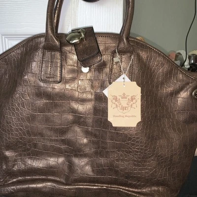  Bolso de Mano Republic Reptiliano Imitación Cuero Metálico Marrón Grande Foto 1 de 4