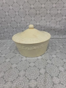 Crooksville Round 1.75 Qt. Casserole Dish with Lid Cream Fruit Border MCM - Picture 1 of 8