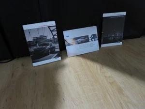 2017 Ford FUSION OWNERS MANUAL BOOK SET + NAVIGATION & SYNC - Picture 1 of 1