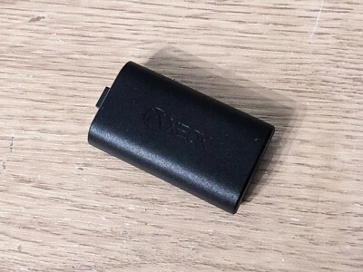 Microsoft Xbox Play rechargeable battery black for Series X S One 1727 charging - Image 1 of 4