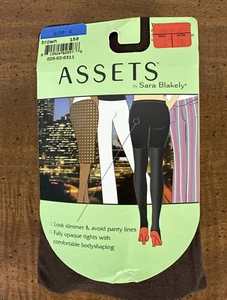 Medias Assets by Spanx Sara Blakely totalmente opacas con modelado corporal, marrón, talla 4 - Imagen 1 de 6