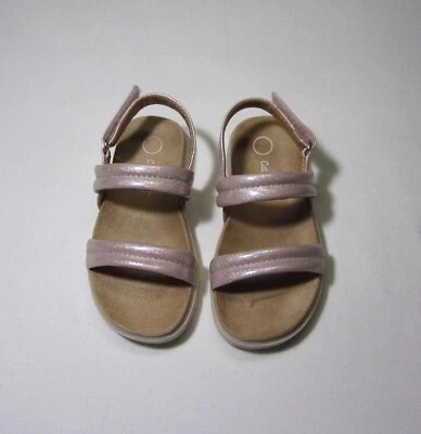 Sandalias doradas con correa al tobillo para niñas pequeñas, nuevas con etiquetas, cat & Jack Foto 1 de 4