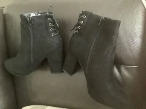 NUEVOS BOOHOO Botines Tacón Alto Imitación Gamuza Talla 7 - Imagen 1 de 5