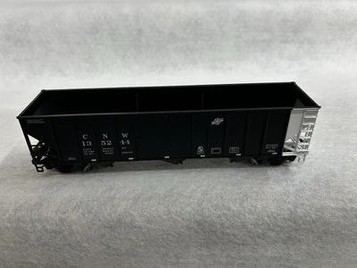 Nice Bowser Chicago Northwestern 100 Ton Hoppers HO( PRICE IS PER SINGLE CAR) - Image 1 of 4