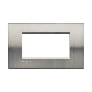 Bticino LNA4804ACS living light placca quadra 4 posti colore Acciaio Spazzolato - Imagen 1 de 1