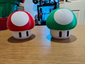 Mushroom Storage Pot - Picture 1 of 2