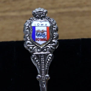 "Cuchara de viaje de recuerdo de colección IOWA escudo acrílico placa plateada COOPER'S 4,75" - Imagen 1 de 3