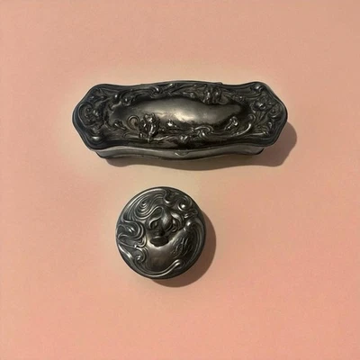 Antiguo juego de caja de tocador Art Nouveau plateado  Foto 1 de 4