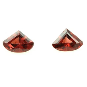 Minéraux et pierres précieuses. 0.60 cts GRENAT ROUGE. 7x5 MM . IF-VVS1 ( vendu - Photo 1/2