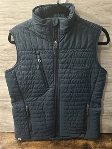 Storm Creek Steppweste M gesteppt blau Reißverschlüsse BESTICKT! Siehe Bilder Kostenloser Versand - Bild 1 von 4