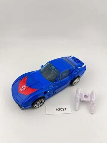 Transformers Kingdom Tracks War For Cybertron WFC A2021 Cover