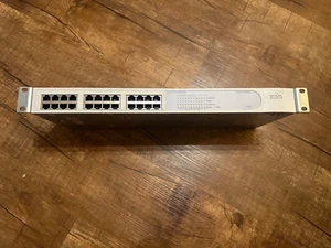 3Com Superstack 3 Linea Base 10/100 Switch 1647-110-000-1.01 / Buone Condizioni - Photo 1/8