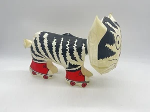 Vintage Inflatable Cat With Roller Skates From 1960s Dan Brechner - Picture 1 of 5