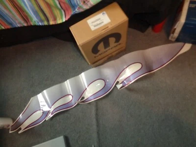 OEM ПОДЛИННЫЙ MOPAR WQ49ZBMAB 2003 2004 CHRYSLER PT CRUISER ПЛАМЕНИ КАПОТ НАКЛЕЙКА NOS - Изображение 1 из 4