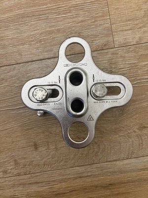 DMM Edgehog Rope Edge Protector - Image 1 of 2