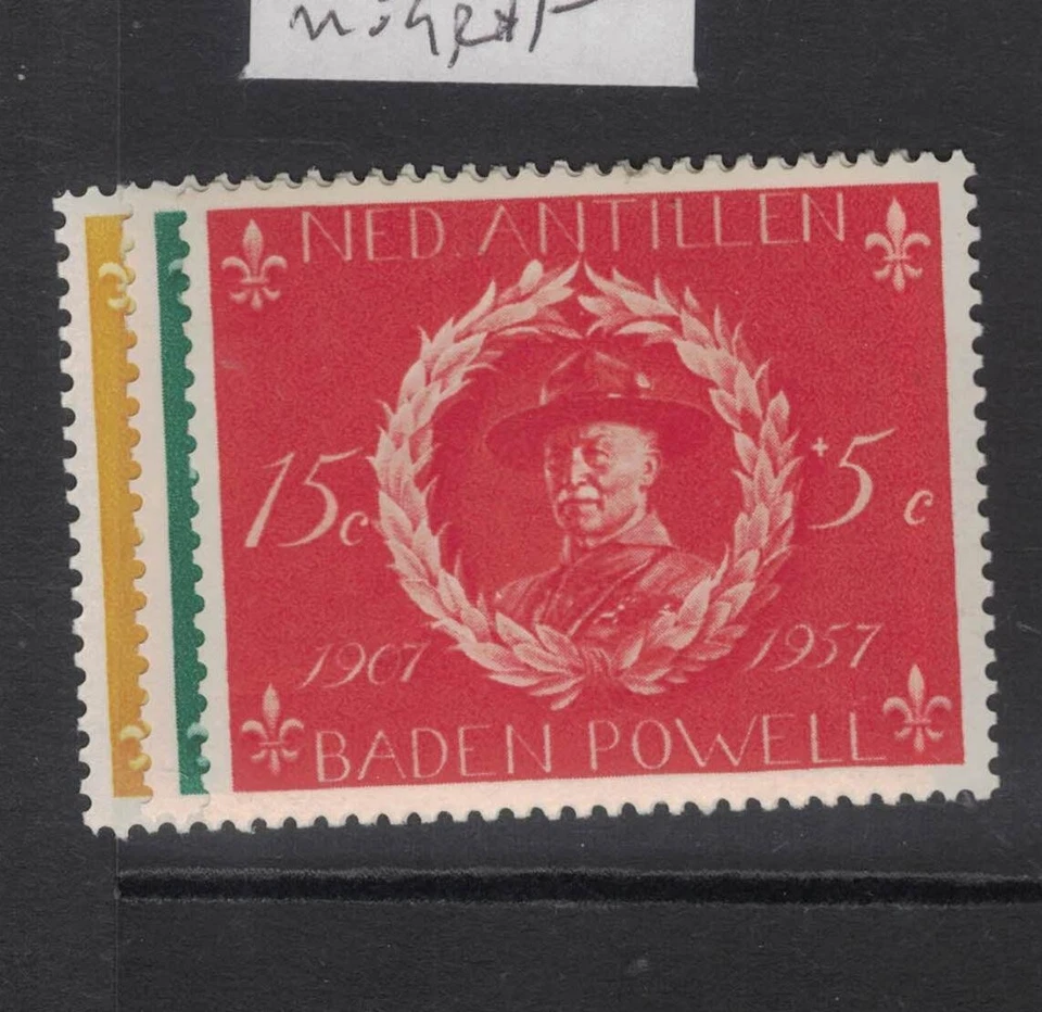 Boy Scouts Antillas Neerlandesas SC B28-30 MOG (5fns) Foto 1 de 1