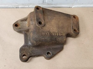 JEEP J10 J20 Cherokee Wagoneer Factory Steering Box Gearbox Mounting Bracket - Picture 1 of 7