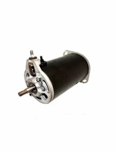 DINAMO GENERATORE DI CORRENTE RIGENERATO PER FIAT 500 F L R 126 CON RESO - Foto 1 di 1