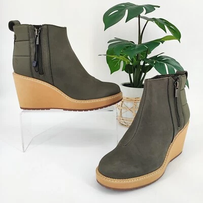 Toms Women's Raven Green Leather Ankle Wedge Booties Size 7 US - Image 1 of 4