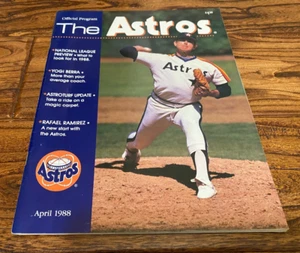 April 1988 Houston Astros Program Astrodome Nolan Ryan vs Braves 4/19/88-4/21/88 - Picture 1 of 4