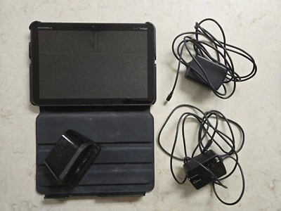 Motorola XOOM Wi-Fi + 3G (Unlocked) with Case, Dock, and 2 Chargers Bundle - Image 1 of 4