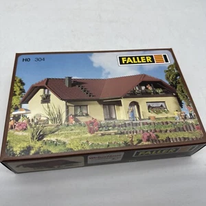 Faller 304 HO Exquisit House Building Kit - Picture 1 of 4