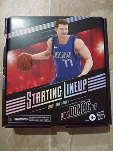 NEW IN BOX - LUKA DONCIC 77 STARTING LINEUP SERIES 1 HASBRO + TRADING CARD 2022 - Picture 1 of 3