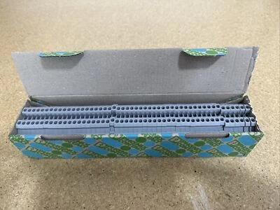 Phoenix UT 2,5 30 44 07 6 Qty 50. 42 boxes of this product. - Image 1 of 4