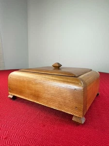 wooden trinket box velvet interior Retro Bedroom Jewelry Box - Picture 1 of 13