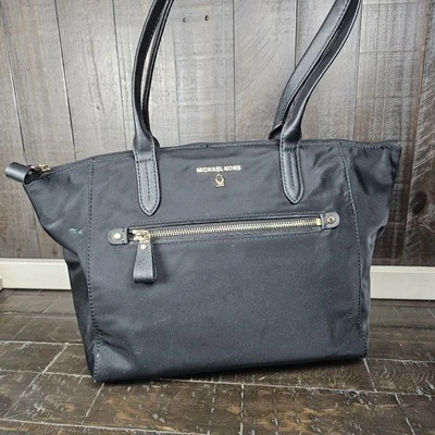 Bolso de Mano Michael Kors Mujer Negro Nylon Kelsey Cartera Foto 1 de 4