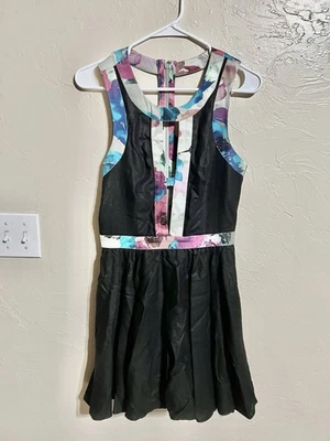 Keepsake the Label Black W/Floral Cutout Sexy Dress Evening Size M - Image 1 of 4