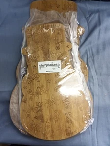 2 Temp-tations Wood Snowman Cutting Board - Picture 1 of 5