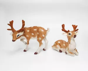 2 x Lovely Christmas Deer Ornaments. Exc cond. Approx 11 to 15 cm - Picture 1 of 6