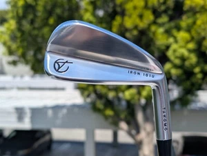 Takomo Iron 101U 2 Iron, RH, KBS Hybrid 80g Stiff Flex Graphite Shaft, Used - Picture 1 of 6