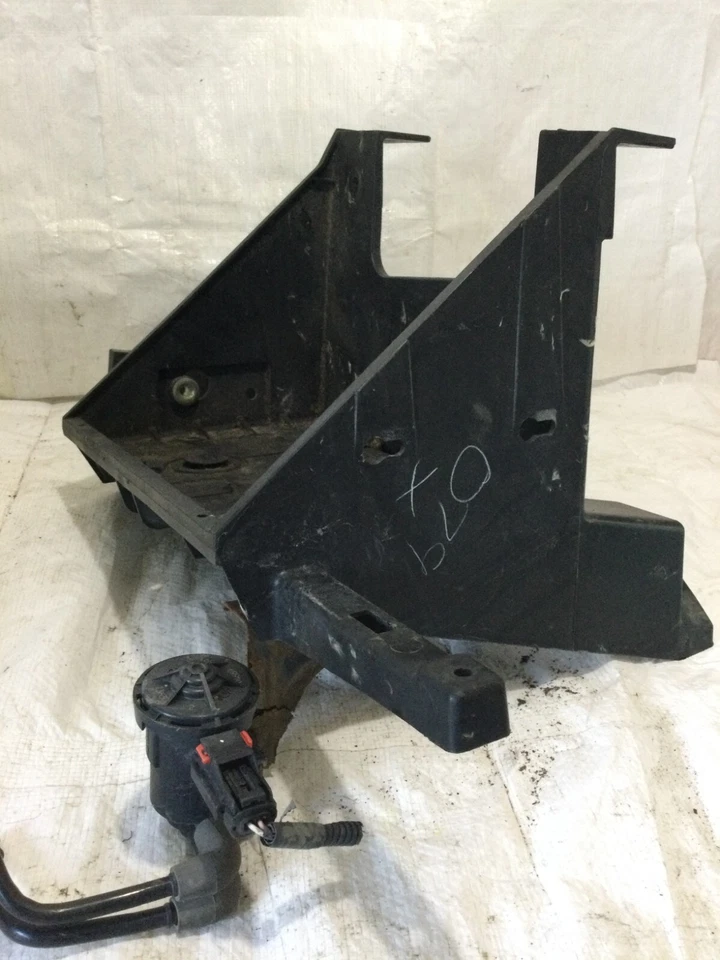 2002-2005 2003 Dodge Ram 1500 2500 3500 Soporte de bandeja de batería OEM 55275831AA Foto 1 de 4