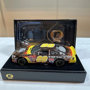 Dale Jarrett #88 UPS: We Want To Race The Truck 2001 Ford Nascar 1:24 Replica - Picture 1 of 11