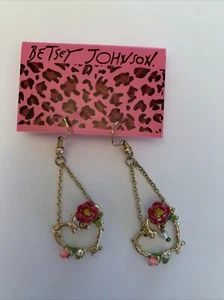 Betsey Johnson Flower Pink Heart NEW No Tag NWOT Earrings Beautiful !! - Picture 1 of 2
