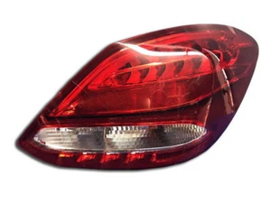 MERCEDES BENZ W205 C300 C400 PASSENGER RIGHT TAILLIGHT ASSEMBLY GENUINE OEM - Picture 1 of 1