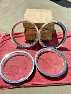 1980-1982 Chevrolet Nova Citation новый из старых запасов комплект ободочных колец 13 дюймов #475190 - Изображение 1 из 4