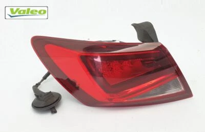 SEAT LEON 12-20 5F1 LUZ TRASERA (EXTERIOR IZQUIERDA) PS LED ARNÉS DIVIDIDO 5F0945207E Foto 1 de 4