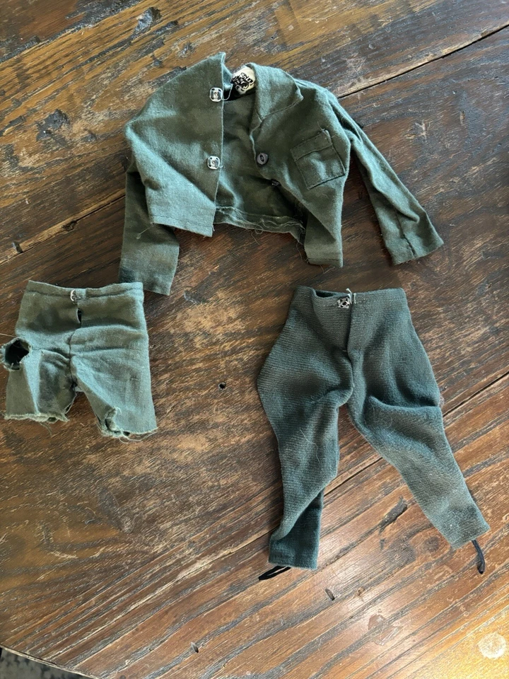 Uniforme de Policía Militar GI Joe 1967-68 (MP) - Versión Verde Jade Foto 1 de 1