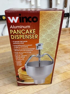 Pancake Dispenser Winco Aluminum APCD-6 5.5lbs 2.5 Quart Capacity 10 Gauge - Image 1 of 2