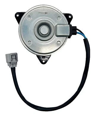 16363-0T020 Radiator FAN MOTOR-L 5 Blade Fan 09-13 Corolla 09-14 Matrix Vibe  - Image 1 of 4