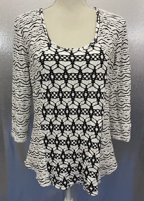 Camiseta Tianello Steve Barraza Feminina Tamanho G Pequena Branca Preta Jacquard Koi - Imagem 1 de 4